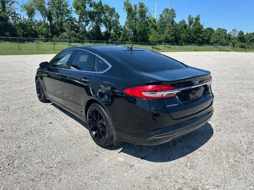 Shadow Black 2018 Ford Fusion SE