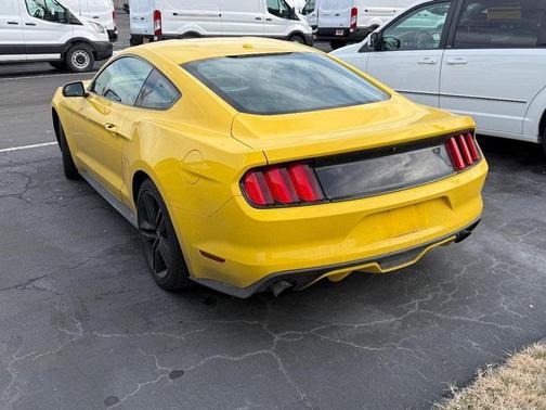 2015 Ford Mustang EcoBoost Premium