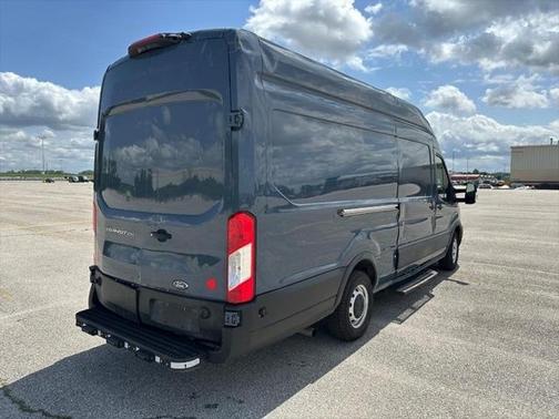 2021 Ford Transit-250 Base