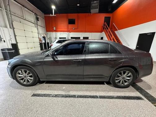 2014 Chrysler 300 S