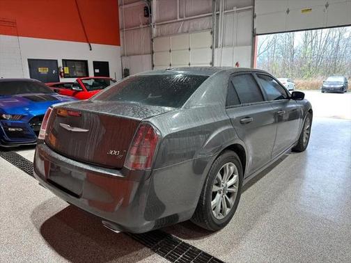 2014 Chrysler 300 S