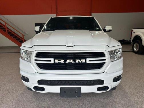 Bright White Clearcoat 2020 RAM 1500 Big Horn/Lone Star