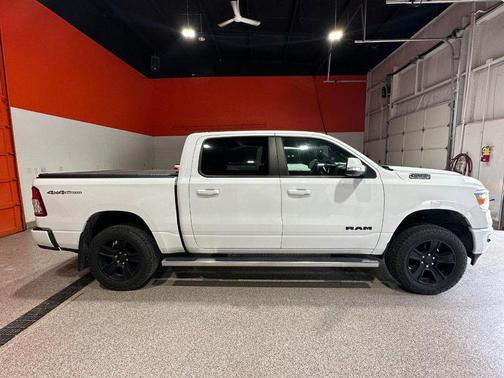 Bright White Clearcoat 2020 RAM 1500 Big Horn/Lone Star