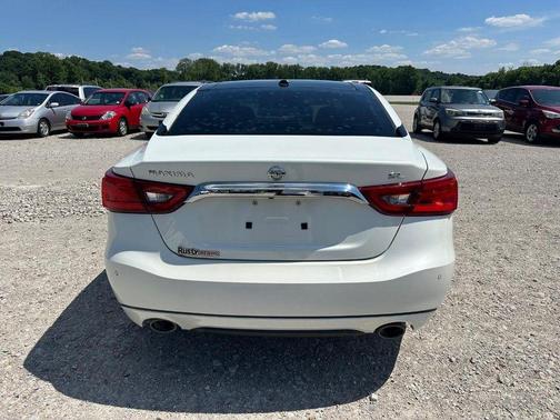 Pearl White 2017 Nissan Maxima 3.5 SL