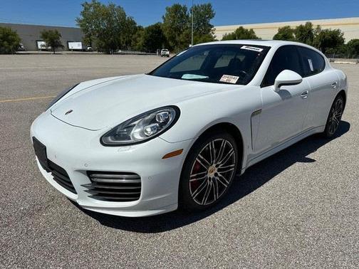 2015 Porsche Panamera Turbo