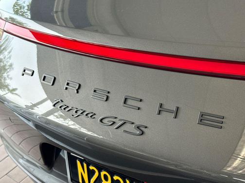 2019 Porsche 911 Targa 4 GTS