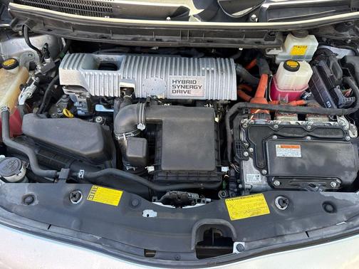 2013 Toyota Prius Four