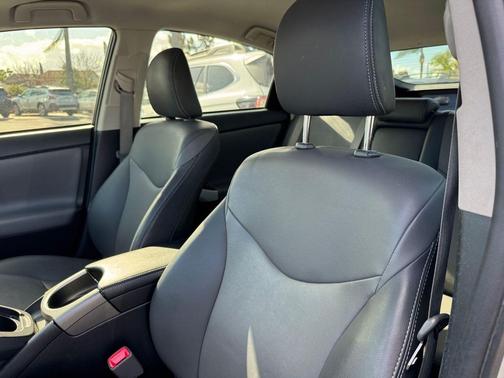 2013 Toyota Prius Four