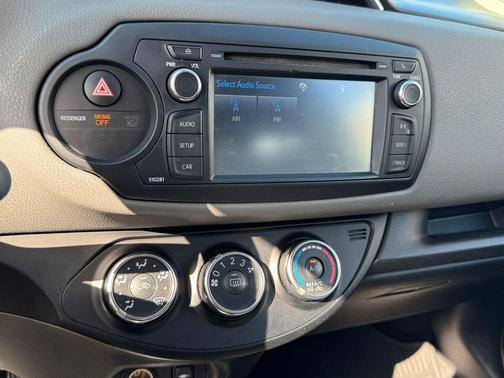 2018 Toyota Yaris LE