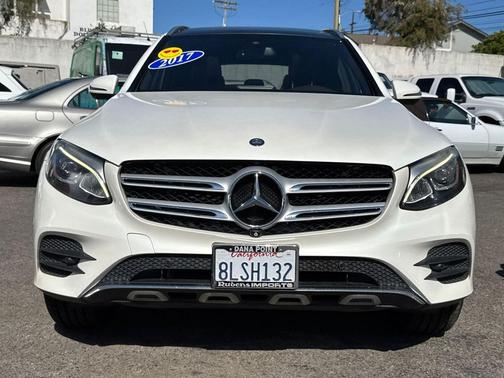 designo Diamond White Metallic 2017 Mercedes-Benz GLC 300 Base