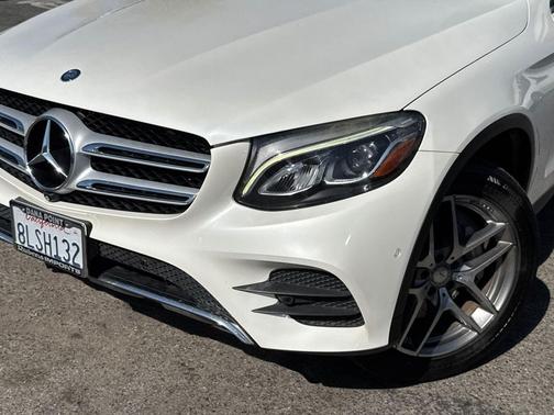 designo Diamond White Metallic 2017 Mercedes-Benz GLC 300 Base