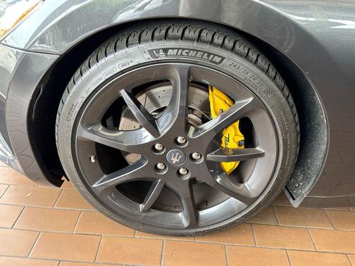 2018 Maserati GranTurismo MC