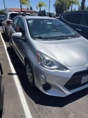 Classic Silver Metallic 2015 Toyota Prius c Two