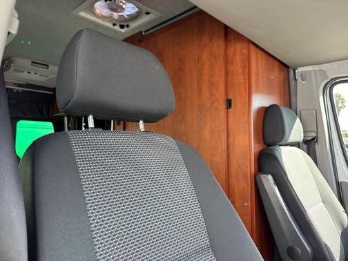 2013 Mercedes-Benz Sprinter 2500