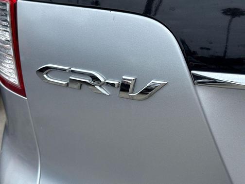 Alabaster Silver Metallic 2013 Honda CR-V LX