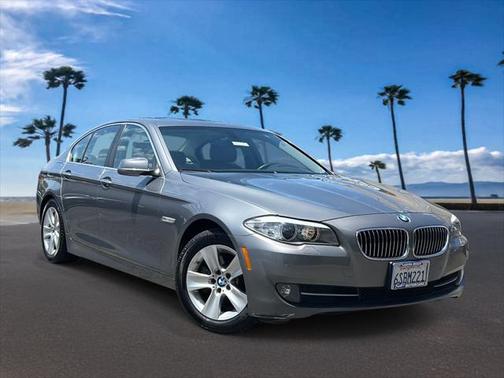 2011 BMW 528 528i