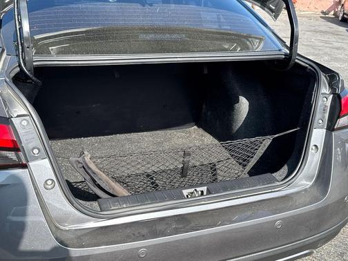 Gun Metallic 2023 Nissan Versa 1.6 S