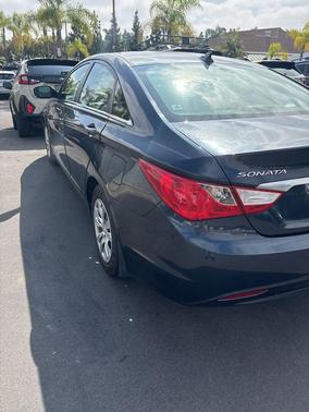 2012 Hyundai SONATA GLS