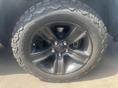 2022 RAM 1500 Classic Warlock Quad Cab 4x2 6'4' Box