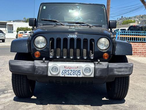 2011 Jeep Wrangler Unlimited Sahara