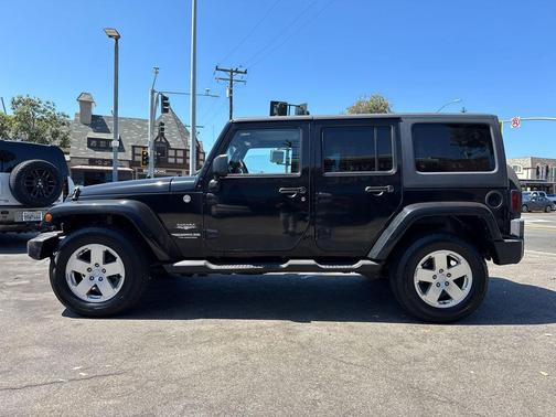 2011 Jeep Wrangler Unlimited Sahara