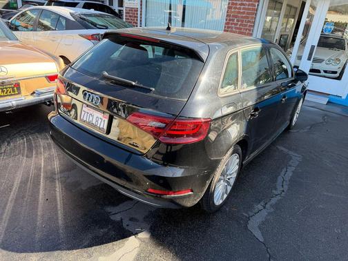 2016 Audi A3 e-tron 1.4T Premium