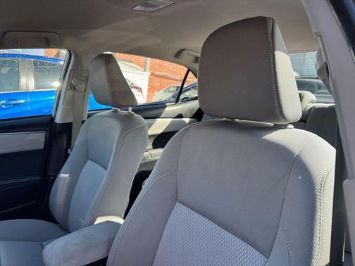 Classic Silver Metallic 2015 Toyota Corolla LE