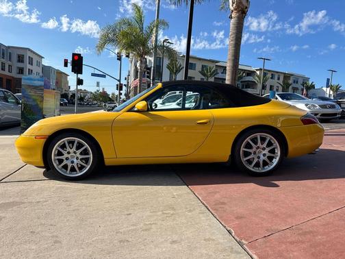 2001 Porsche 911 Carrera Cabriolet