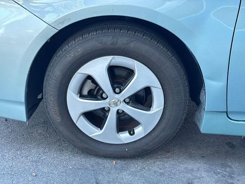 2014 Toyota Prius Four