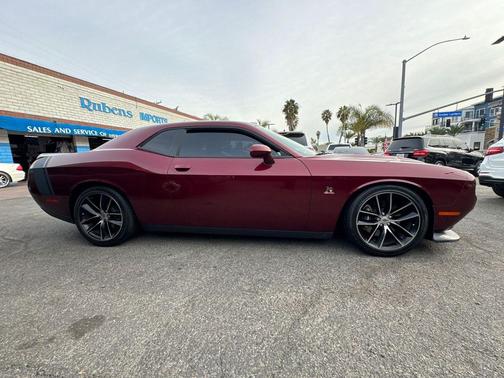 2017 Dodge Challenger R/T Scat Pack