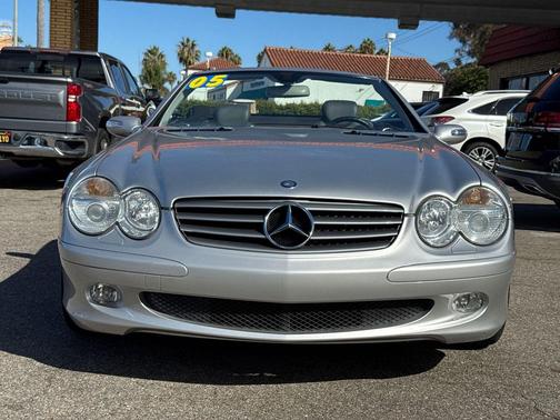 Diamond Silver Metallic 2005 Mercedes-Benz SL-Class SL 500
