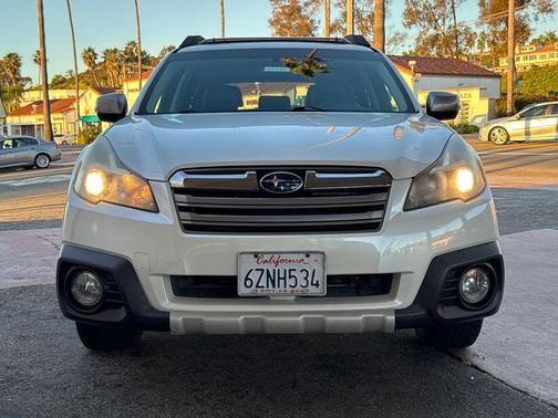 2013 Subaru Outback 3.6R Limited