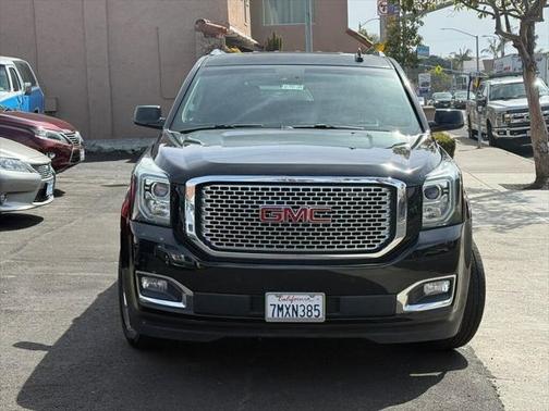 2016 GMC Yukon SLT