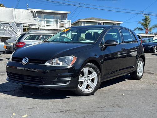 2017 Volkswagen Golf TSI SE 4-Door