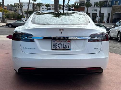 2018 Tesla Model S 75D