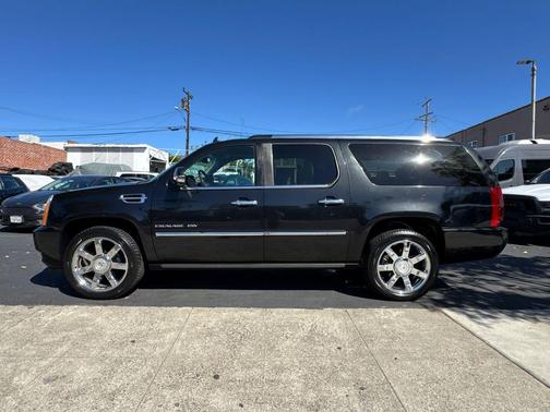 2010 Cadillac Escalade ESV Premium