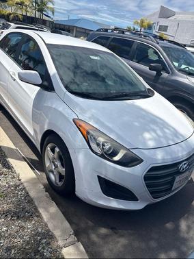 Ceramic White 2016 Hyundai Elantra GT Base