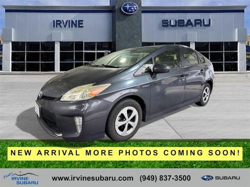 Winter Gray Metallic 2014 Toyota Prius Two
