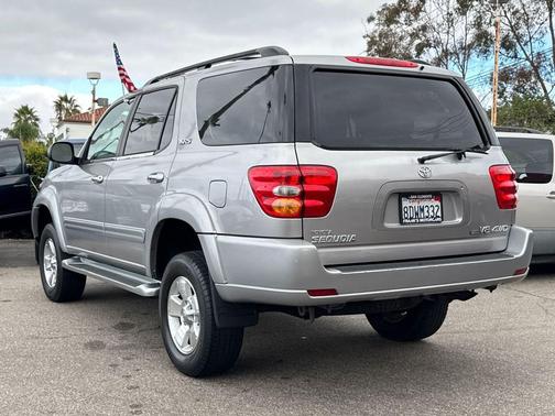 2001 Toyota Sequoia SR5