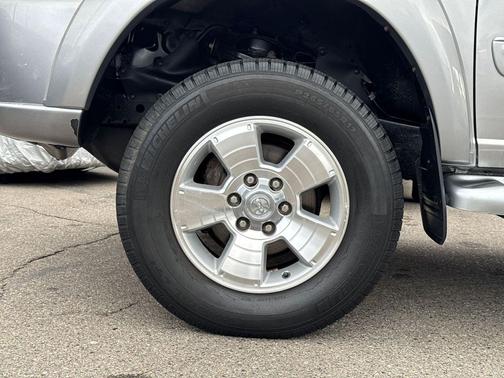 2001 Toyota Sequoia SR5