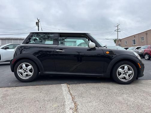 2011 MINI Cooper S Base