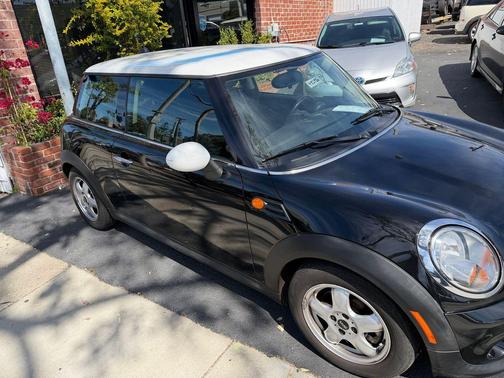 2011 MINI Cooper S Base