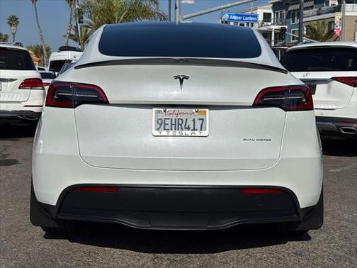 2023 Tesla Model Y Long Range Dual Motor All-Wheel Drive