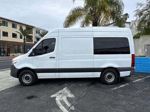 2020 Mercedes-Benz Sprinter 2500 Cargo 144 WB