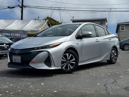 2017 Toyota Prius Prime Plus
