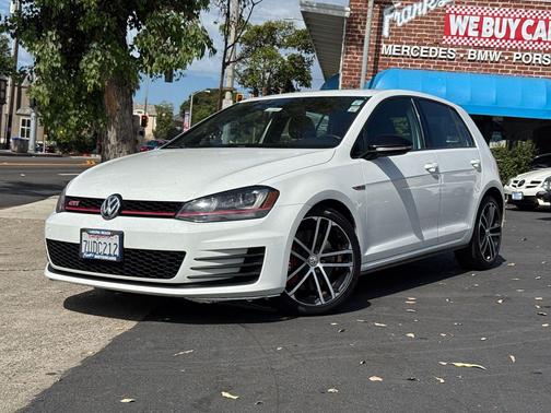 2017 Volkswagen Golf GTI 2.0T S 4-Door