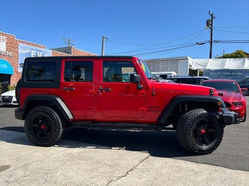 2017 Jeep Wrangler Unlimited Sport