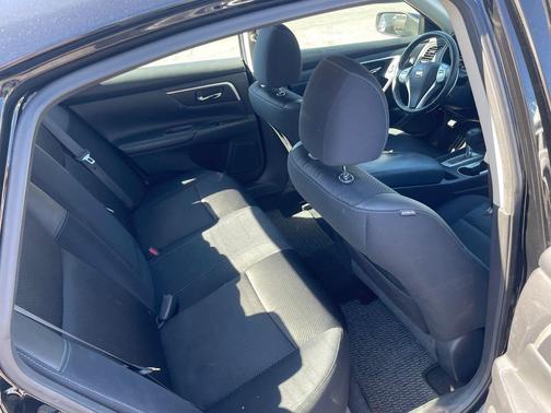 2017 Nissan Altima 2.5 SR