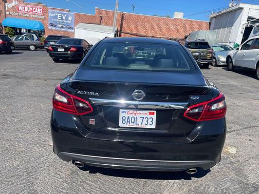 2017 Nissan Altima 2.5 SR
