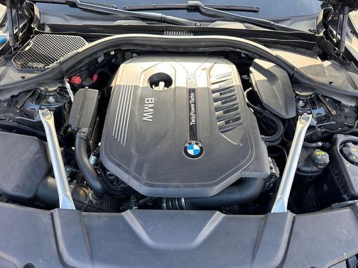 Gray Metallic 2019 BMW 740 740i